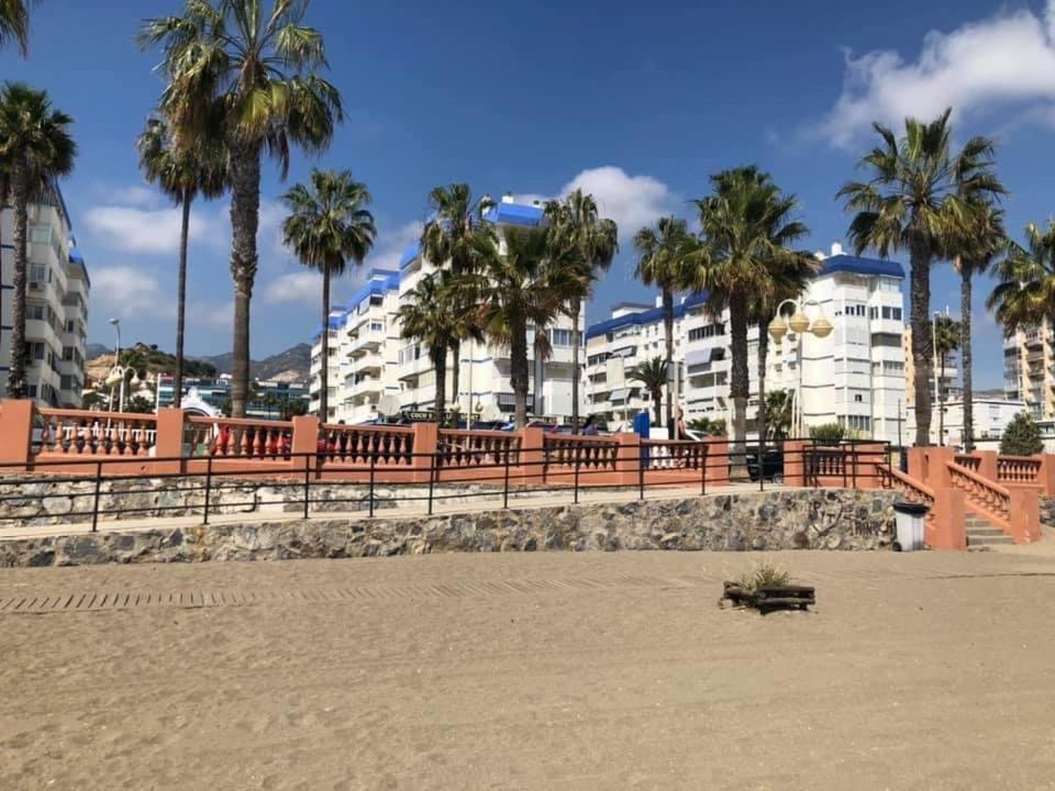 Luxury Beachfront Apartment In Benalmadena Costa Exterior foto