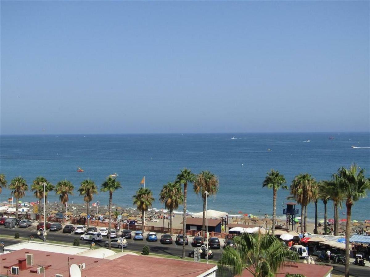 Luxury Beachfront Apartment In Benalmadena Costa Exterior foto